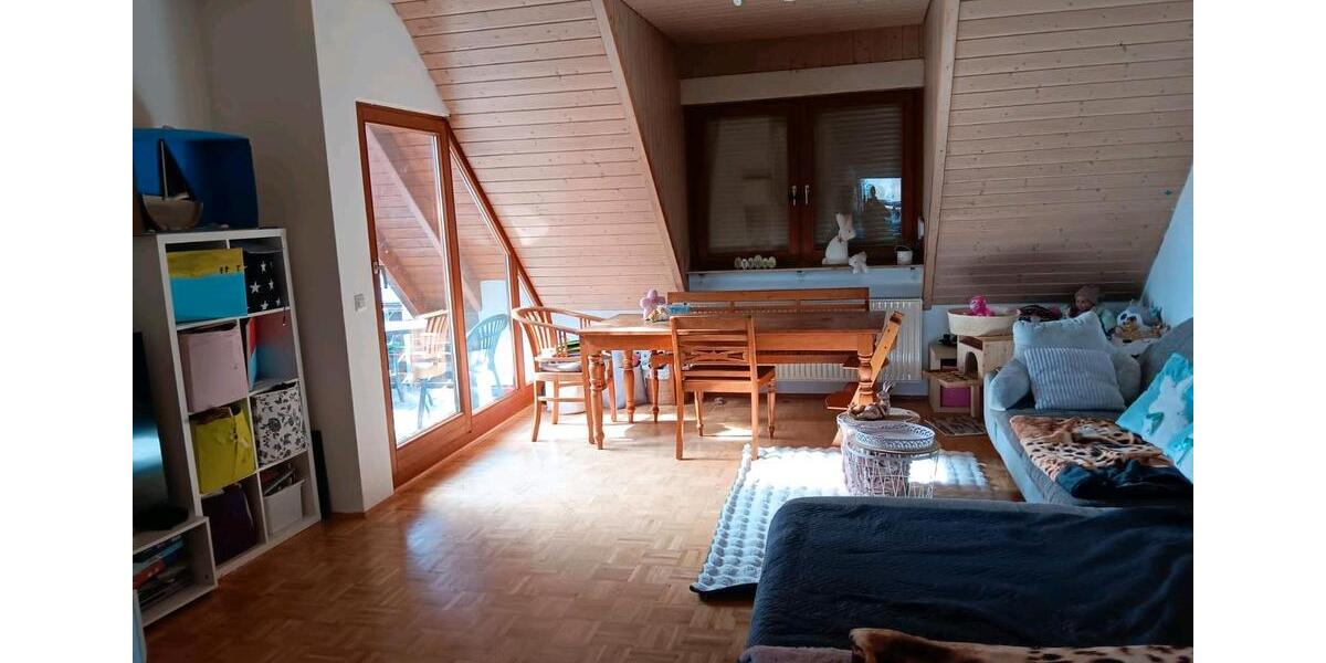 Dachgeschoßwohnung Gaildorf - 3 Zimmer, 74 m&sup2;, 600&euro; | Angebot:25300793