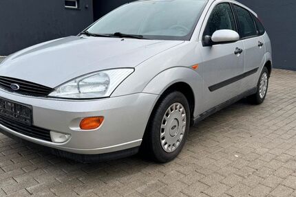 Ford Focus 67.644 km 790 &euro; Rottenburg am Neckar 72108