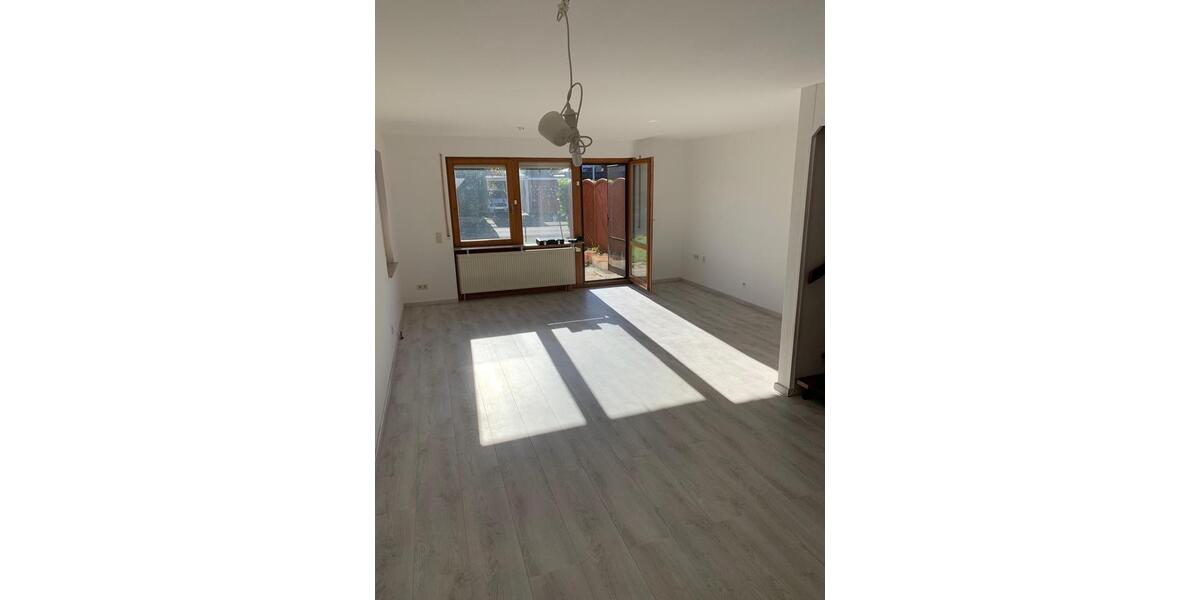 Doppelhaushälfte Heiningen - 4.5 Zimmer, 120 m&sup2;, 1.550&euro; | Angebot:25045036