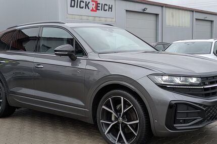VW Touareg 17.866 km 70.950 &euro; Burghaun 36151