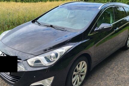 Hyundai i40 214.500 km 3.950 &euro; Babenhausen 64832
