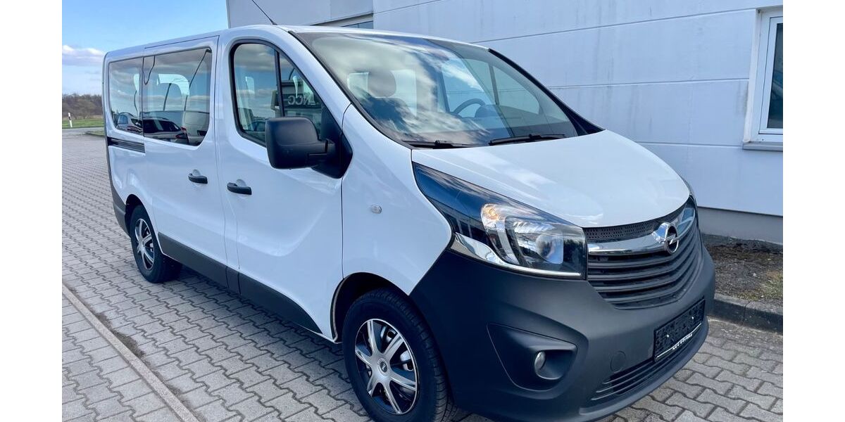 Opel Vivaro 66.000 km 19.850 &euro; Görlitz OT Königshufen 02828