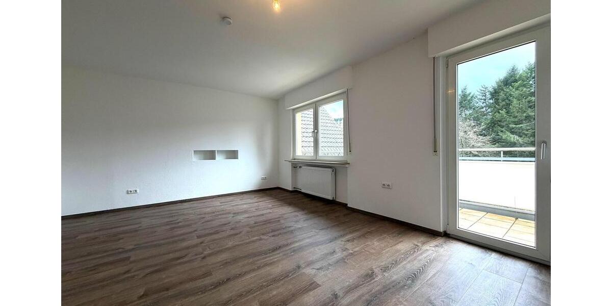Etagenwohnung Bad Orb - 4 Zimmer, 110 m&sup2;, 1.090&euro; | Angebot:26267981