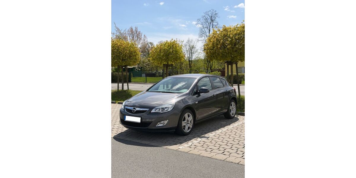 Opel Astra 76.550 km 4.990 &euro; Göttingen 37073