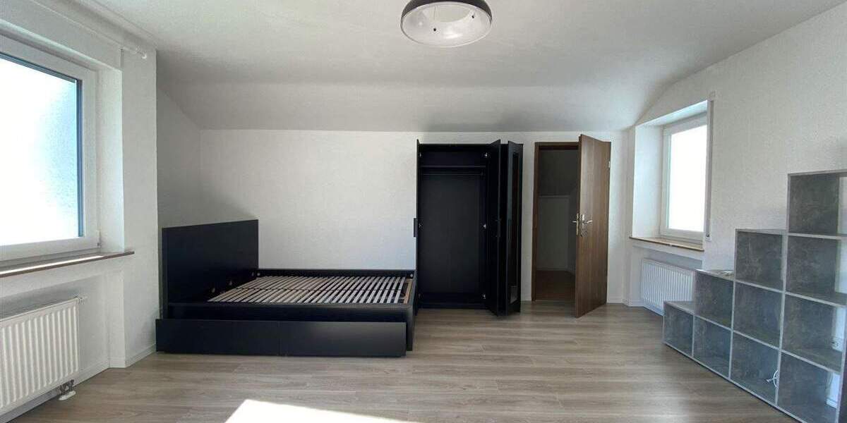 MÖBLIERTES SINGLE-APARTMENT IN RUHIGER LAGE VON REUTTI 1 zimmer