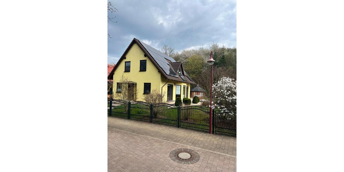 Einfamilienhaus Sangerhausen - 5.5 Zimmer, 128 m&sup2;, 330.000&euro; | Angebot:26612332