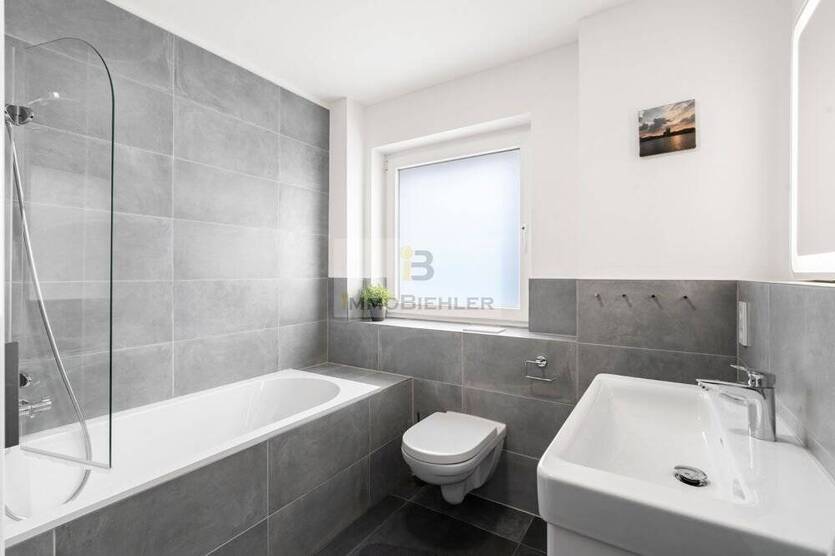 Freizeitparadies: Wohnen wie im eigenen Haus mit Garten, Balkon & Keller! 4 zimmer