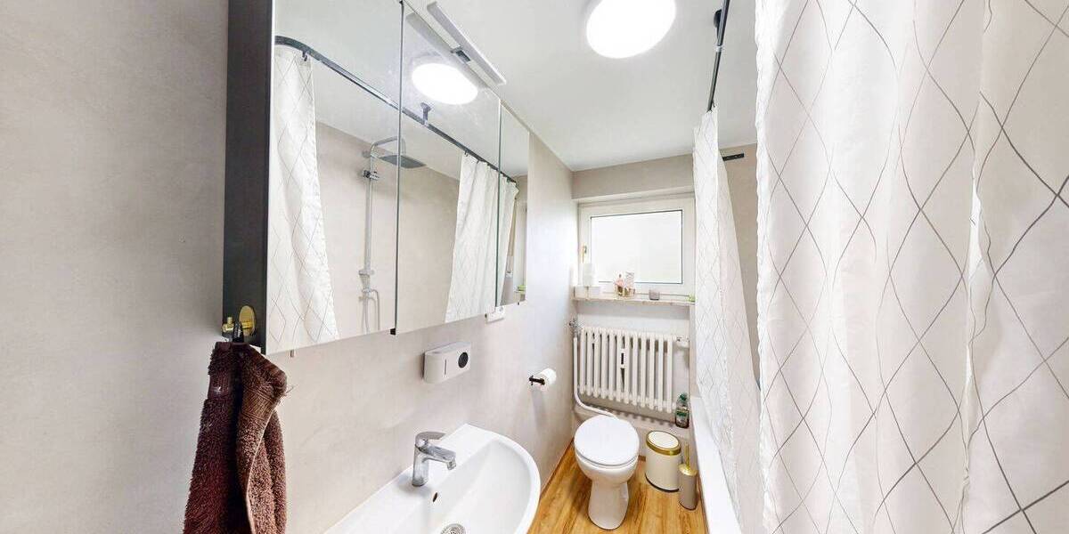 Mehrfamilienhaus, Wohnhaus Werneck - 2 Zimmer, 830.000&euro; | Angebot:26037144