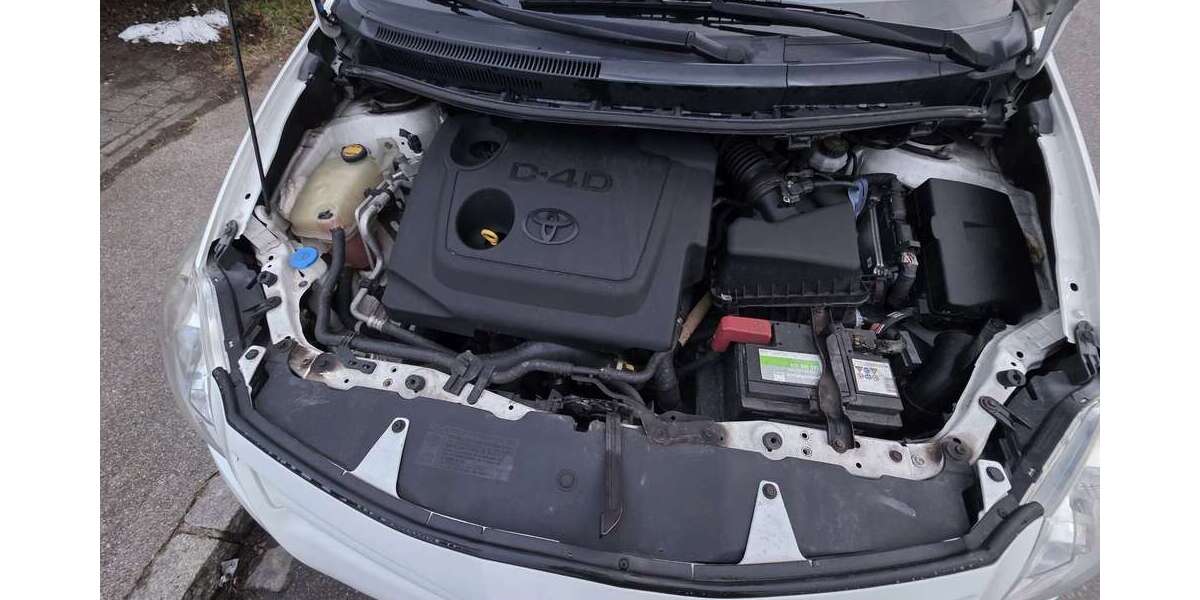 Toyota Auris 170.000 km 4.500 &euro; Landsberg am Lech 86899