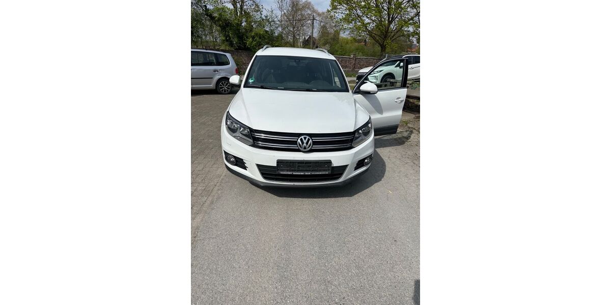 VW Tiguan 206.500 km 7.999 &euro; Welver 59514