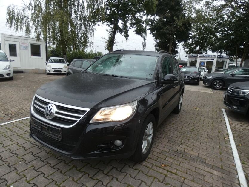 VW Tiguan 208.564 km 3.650 € München 81825