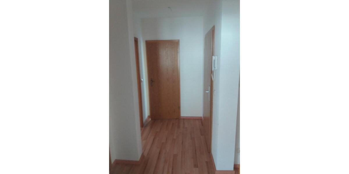 Etagenwohnung Döbeln - 3 Zimmer, 70 m&sup2;, 380&euro; | Angebot:26674393