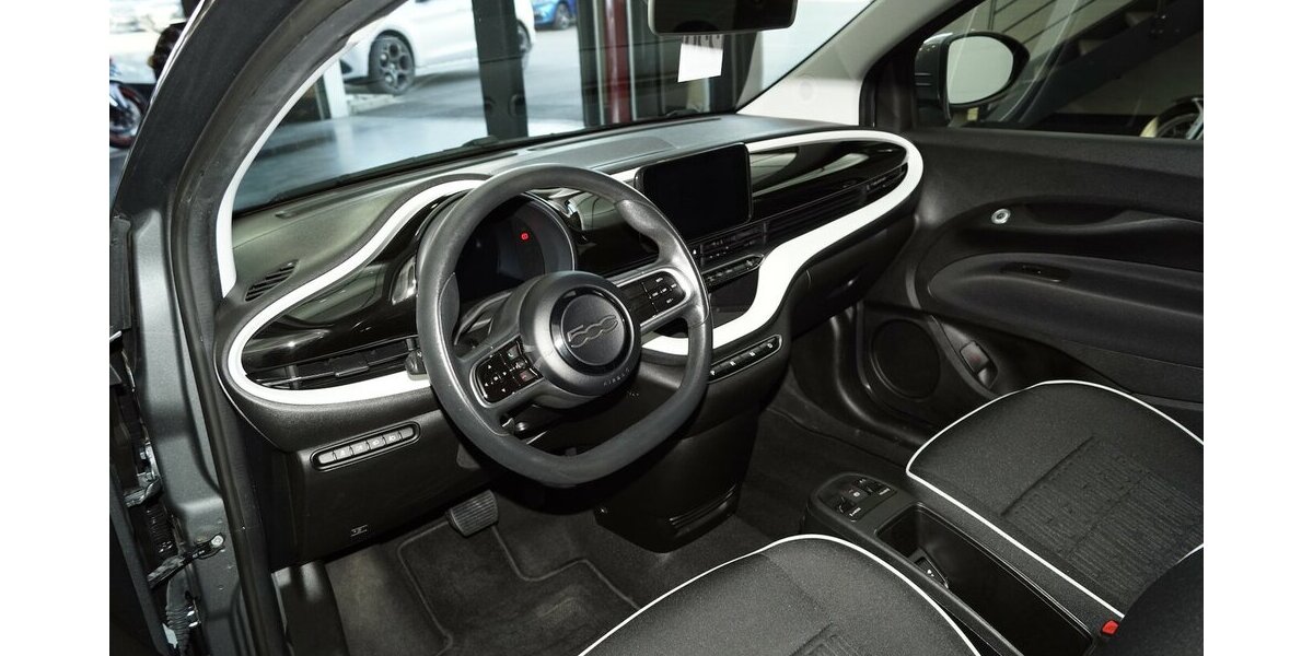 Fiat 500e Action Carplay Android Sitzheizung 38.100 km 12.680 &euro; Lich 35423