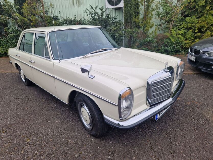 Mercedes-Benz 220 44.000 km 22.900 € Dernbach 56307