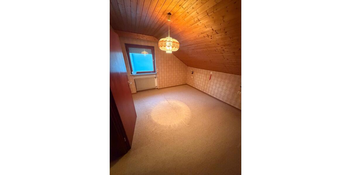 Dachgeschoßwohnung Auenwald - 3 Zimmer, 55 m&sup2;, 620&euro; | Angebot:26338877