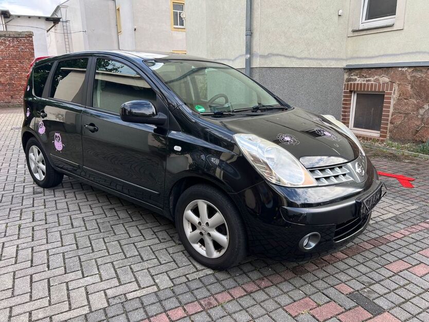 Nissan Note 142.000 km 3.333 € Dresden 01139