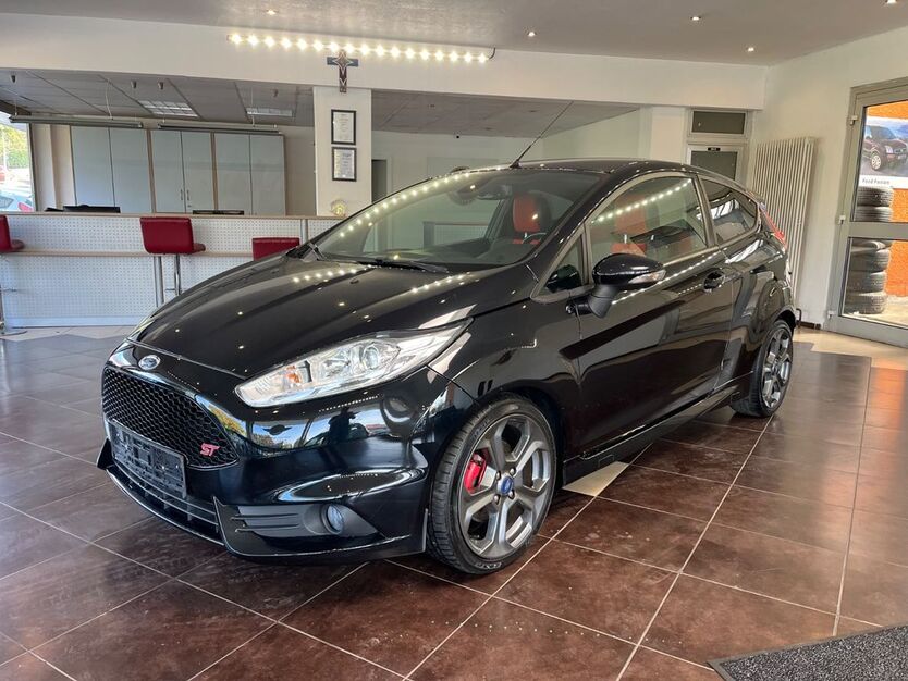 Ford Fiesta 81.989 km 10.899 € Böhmenkirch 89558