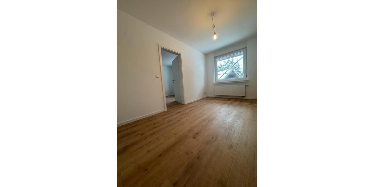 Erdgeschoßwohnung Faßberg - 4 Zimmer, 120 m&sup2;, 1.200&euro; | Angebot:24466650