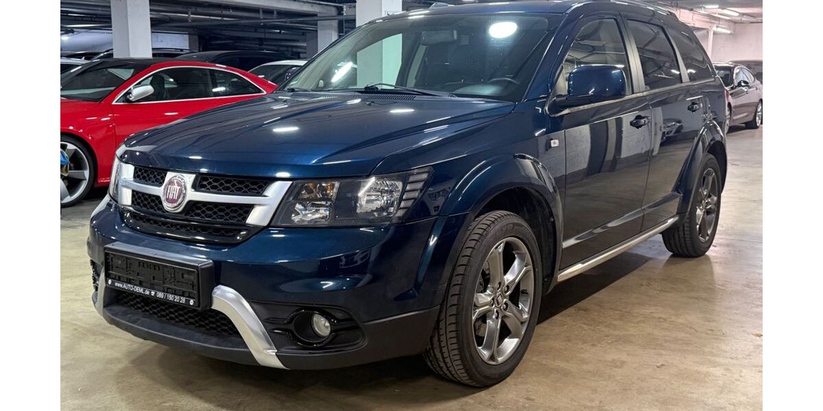 Fiat Freemont 70.993 km 15.599 € München 81677