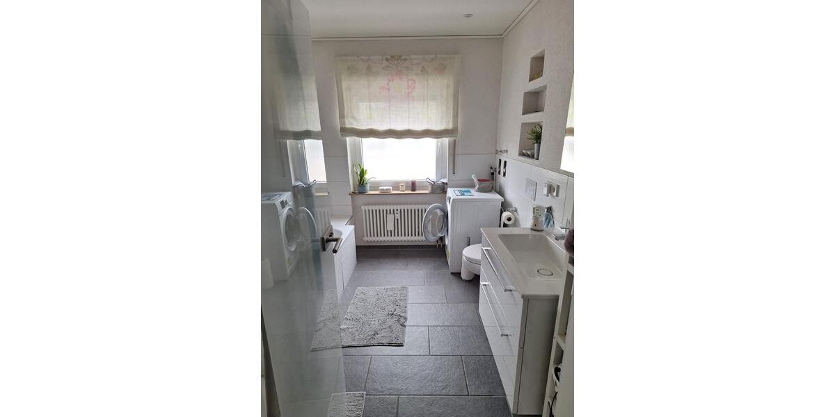 Dachgeschoßwohnung March - 3 Zimmer, 80 m&sup2;, 375.000&euro; | Angebot:25342347