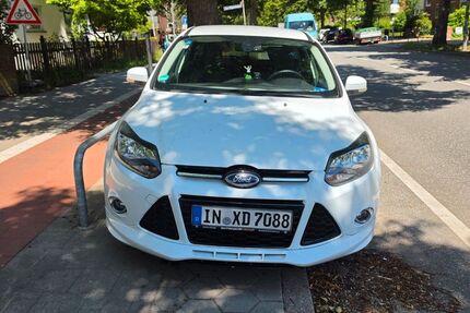 Ford Focus 109.000 km 8.900 &euro; Hamburg 22045