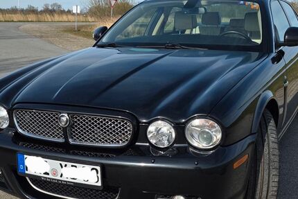 Jaguar XJ8 260.000 km 16.500 &euro; Schortens 26419