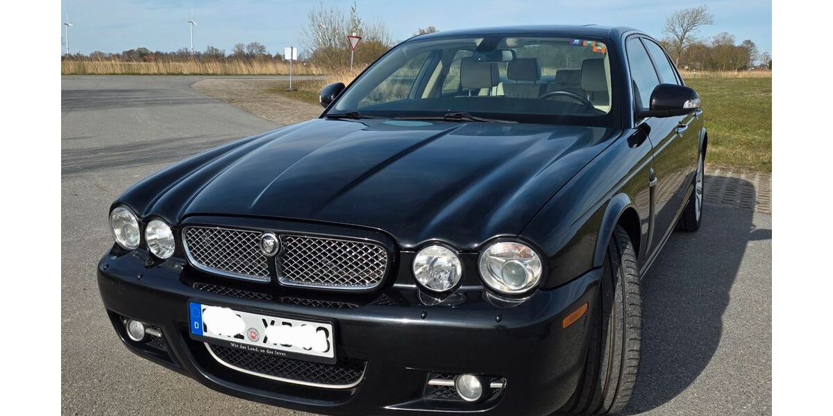Jaguar XJ8 260.000 km 16.500 &euro; Schortens 26419