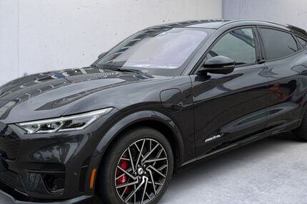 Ford Mustang Mach-E 23.110 km 37.490 &euro; Singen 78224