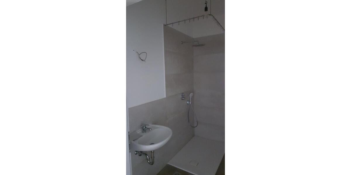 Etagenwohnung Treuenbrietzen - 6 Zimmer, 160 m&sup2;, 1.440&euro; | Angebot:25832302