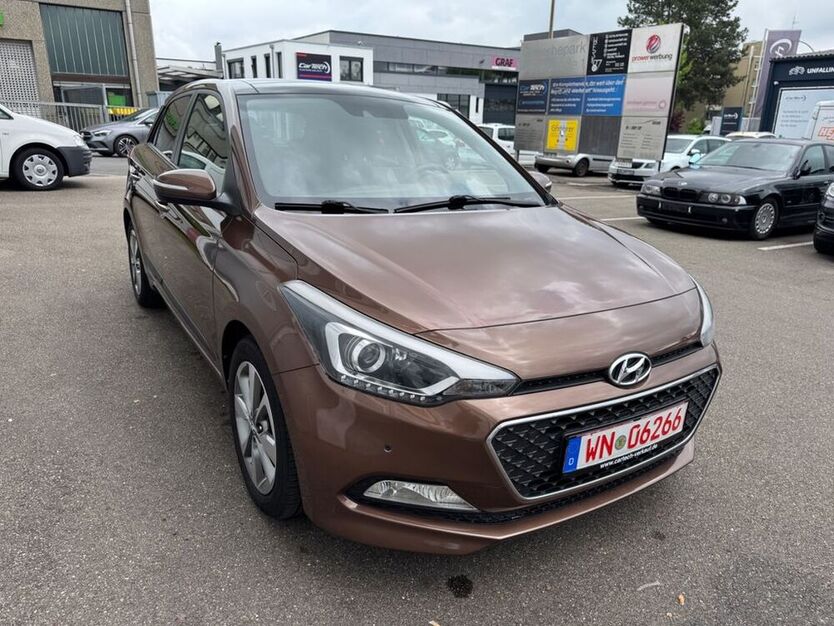 i20