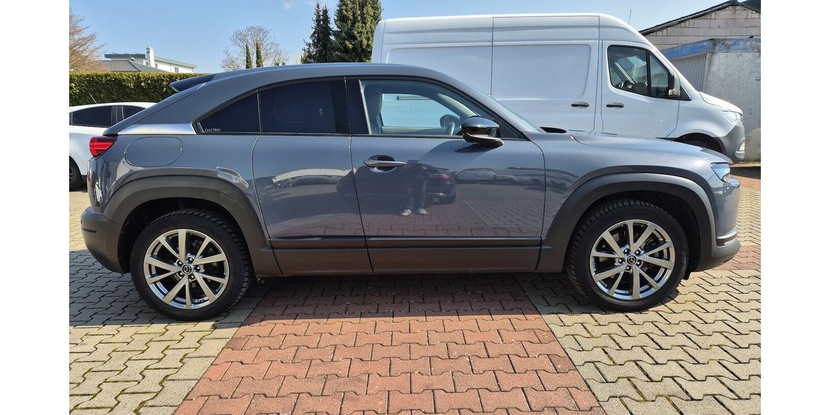 Mazda MX-30 e-SKYACTIV Rückfahrkamera, Klima, AppleCarpl 78.555 km 11.890 &euro; Rodgau 63110