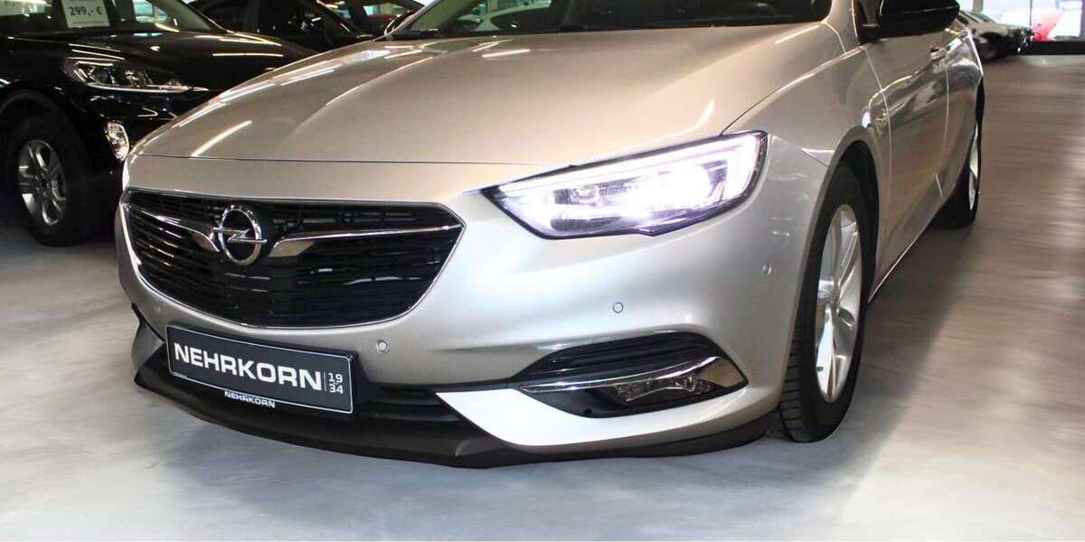 Opel Insignia 86.100 km 17.850 &euro; Flensburg 24941