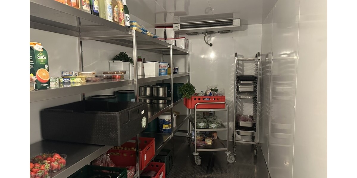 Großzügiges Wohnen und Arbeiten vereint: Einfamilienhaus mit Gewerbeeinheit! 10 zimmer