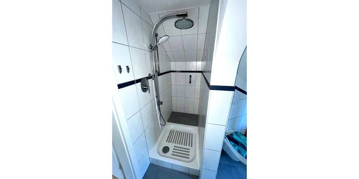 Einfamilienhaus Sankt Georgen im Schwarzwald Stadtgebiet - 7 Zimmer, 200 m&sup2;, 356.000&euro; | Angebot:26787023