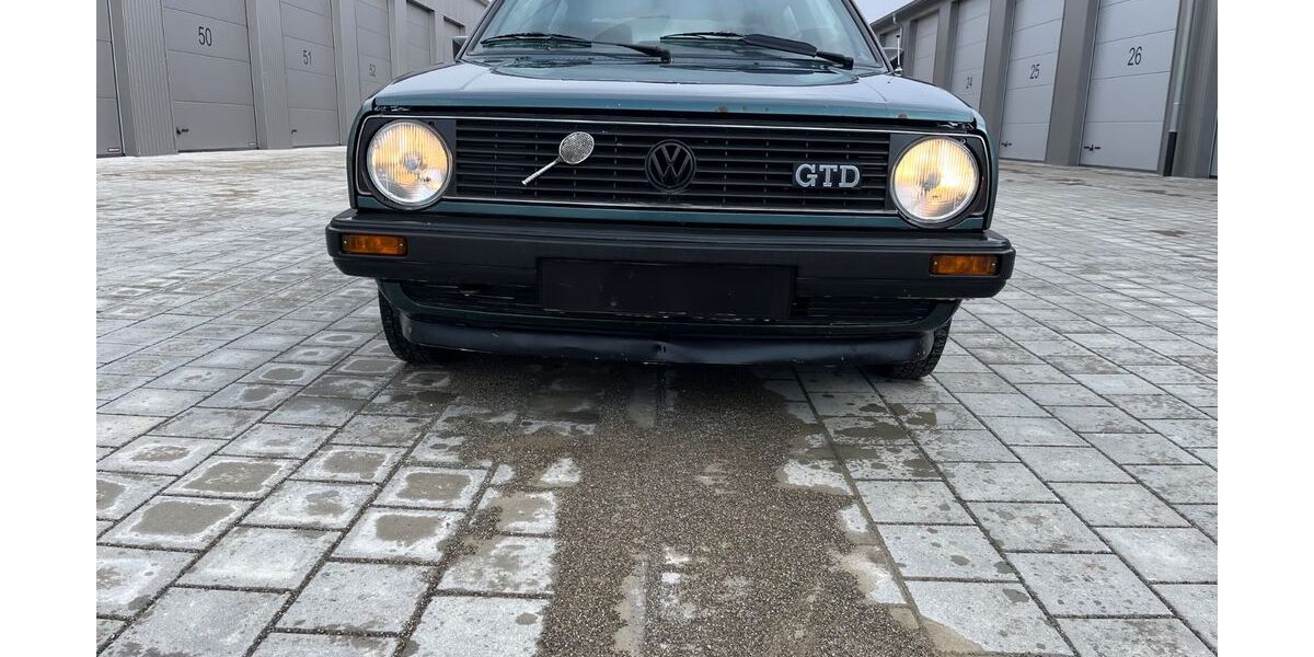 VW Golf 240.000 km 2.700 &euro; Schwenningen 72477