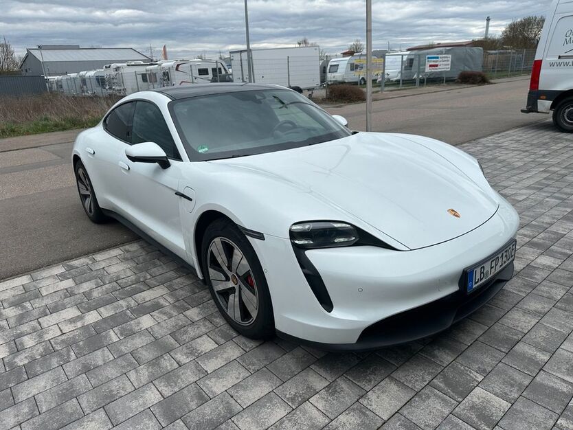 Porsche Taycan 63.256 km 68.800 € Benningen am Neckar 71726