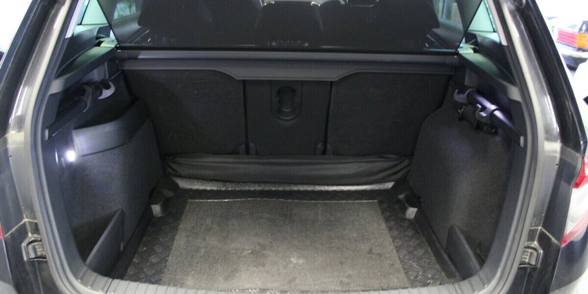 Skoda Karoq 1.5 TSI ACT DSG Ambition 86.901 km 18.980 &euro; Euskirchen 53881