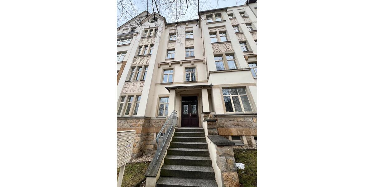 Dachgeschoßwohnung Chemnitz Kapellenberg - 2 Zimmer, 60 m&sup2;, 75.000&euro; | Angebot:25047565