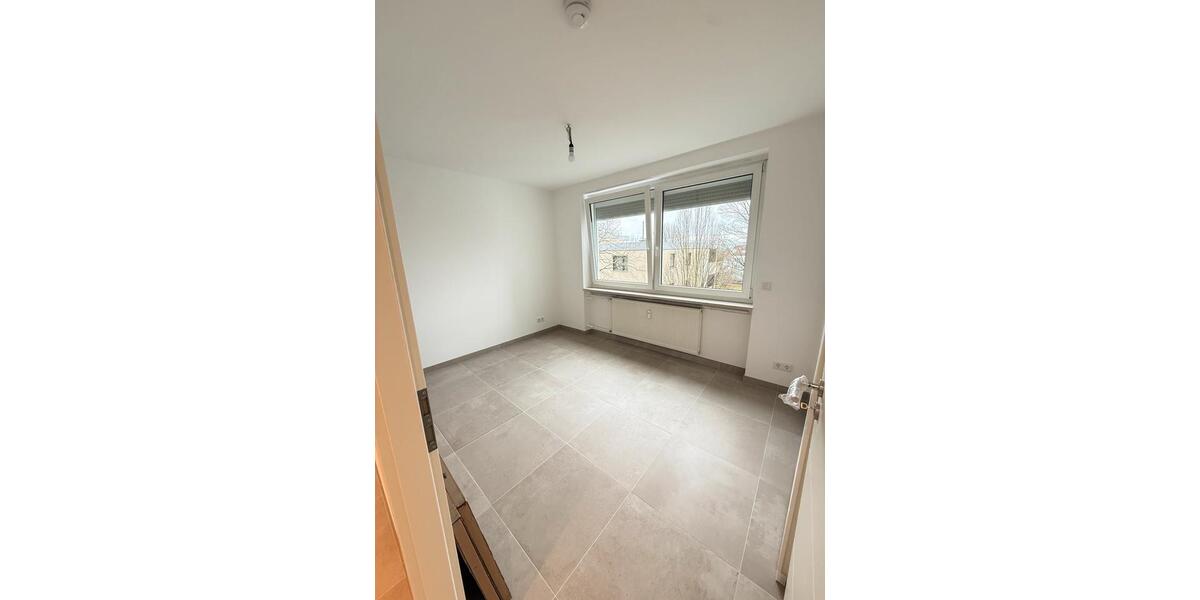 Etagenwohnung Steinbach (Taunus) - 3 Zimmer, 73 m&sup2;, 1.600&euro; | Angebot:25368724