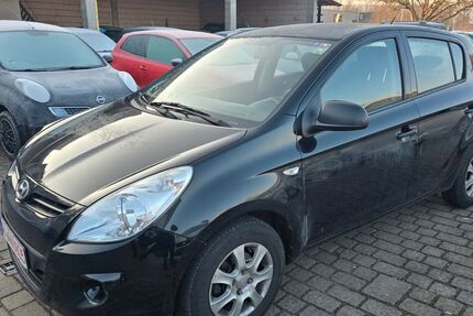 Hyundai i20 159.000 km 3.500 &euro; Randersacker 97236