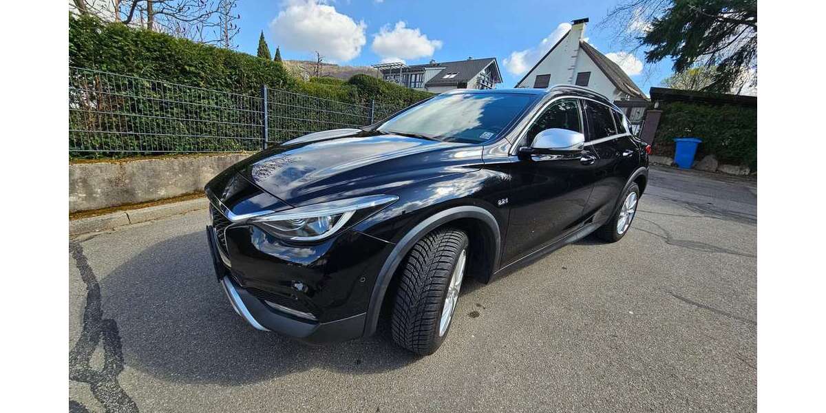 INFINITI QX30 148.800 km 11.900 &euro; Malsch 76316