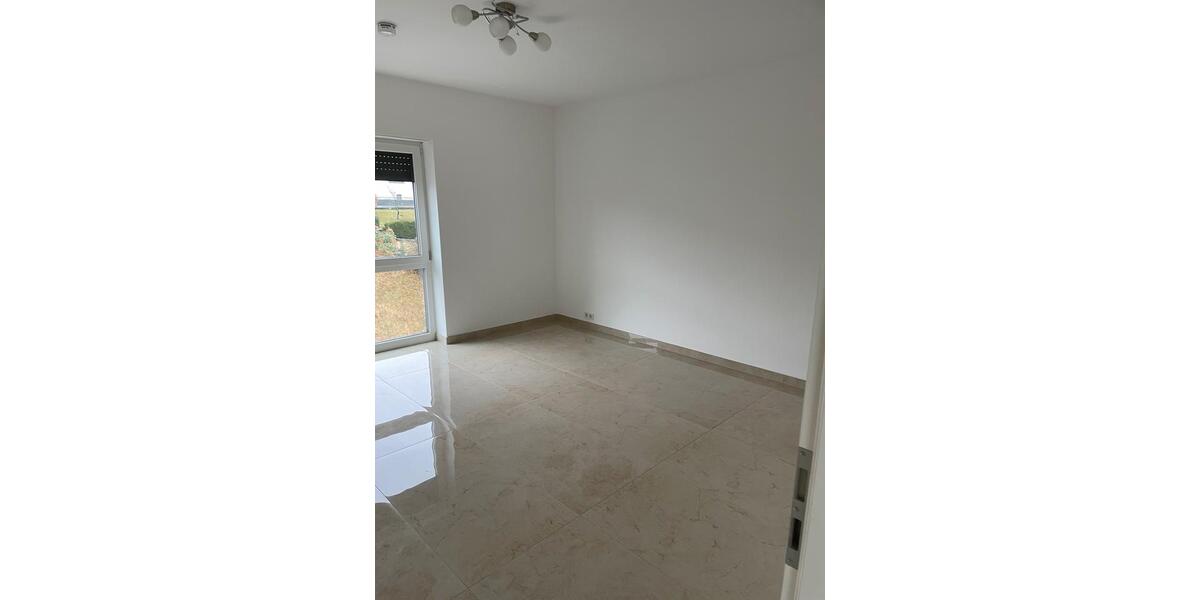 Einfamilienhaus Eschenburg - 2 Zimmer, 65 m&sup2;, 800&euro; | Angebot:25332166