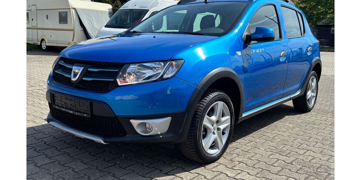 Dacia Sandero 157.000 km 4.995 &euro; Halle/Saale 06126