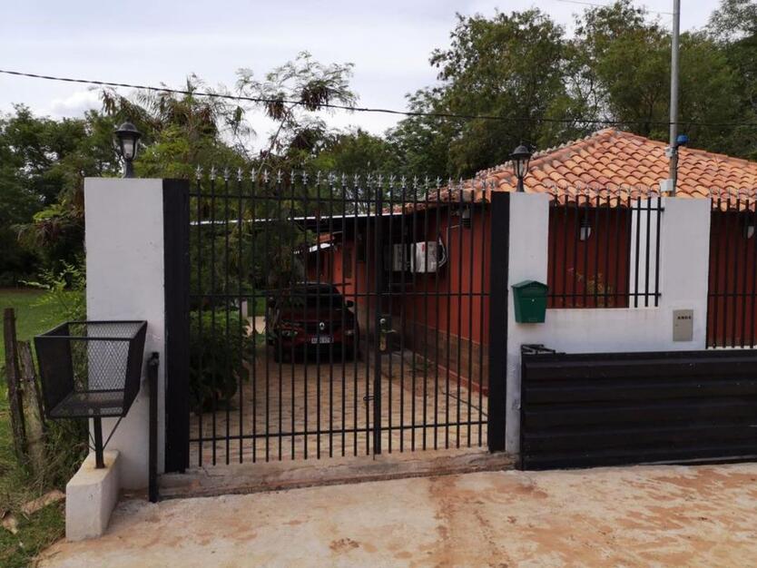 Gepflegtes Stadthaus mit Garten in ruhiger San Lorenzo, Paraguay
