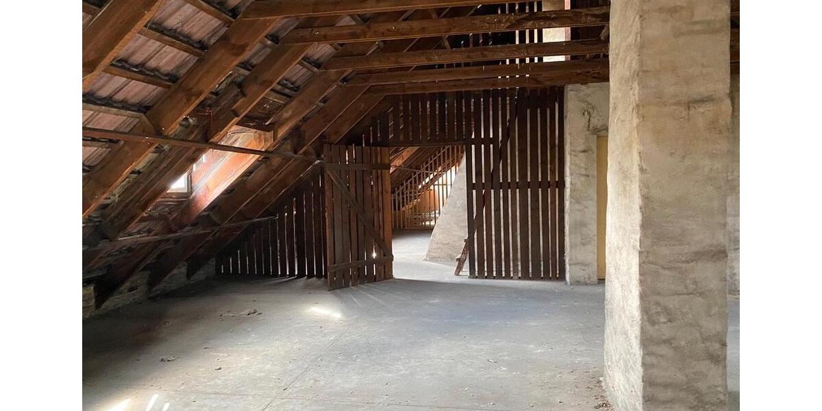 Dachgeschoßwohnung Berlin Spandau - 3 Zimmer, 112 m&sup2;, 138.000&euro; | Angebot:26803633