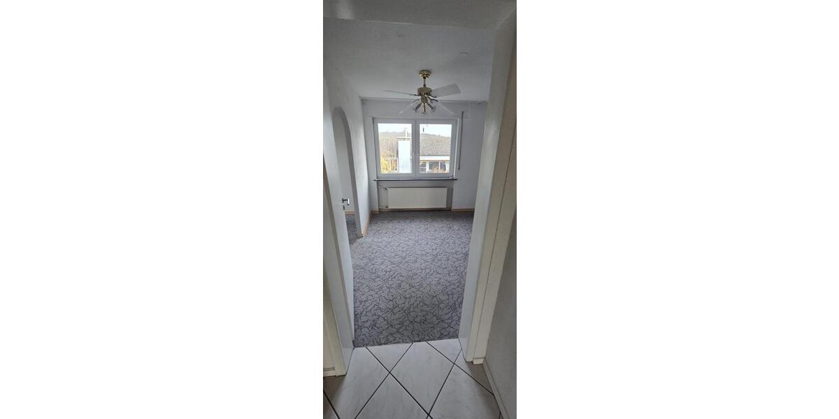 Einfamilienhaus Aach - 6 Zimmer, 220 m&sup2;, 2.000&euro; | Angebot:25420869