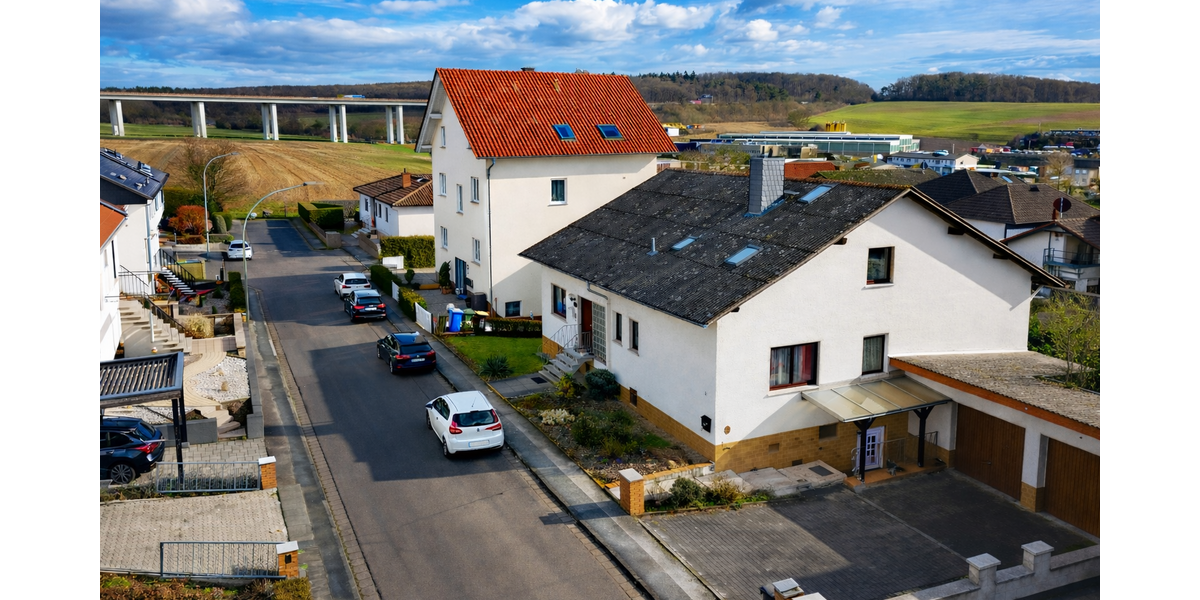 Einfamilienhaus Langgöns - 8 Zimmer, 280 m&sup2;, 498.000&euro; | Angebot:25258269