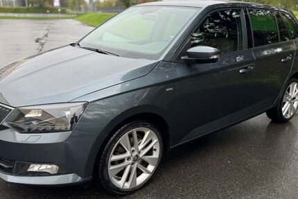 Skoda Fabia 89.140 km 12.500 € Aachen 52078