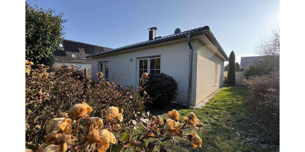 Einfamilienhaus Zwickau Cainsdorf - 3 Zimmer, 95 m&sup2;, 1.300&euro; | Angebot:24983905