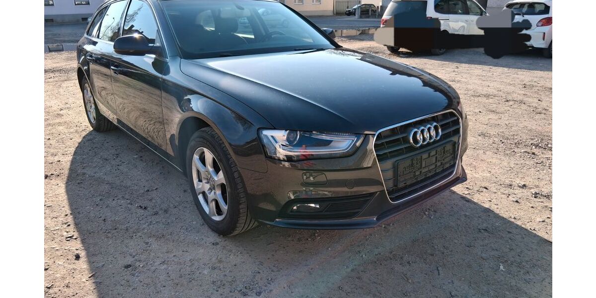 Audi A4 173.000 km 7.990 &euro; Weiden 92637